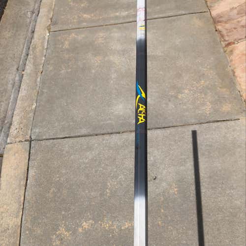 Alpha Carbon Fiber Lacrosse Shaft(Attack/Middy)(Used)