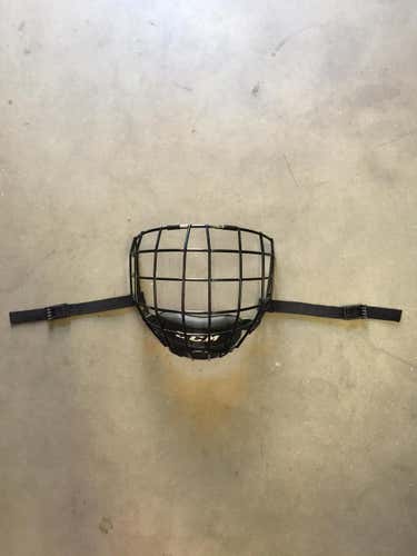 New CCM fm580 black hockey cage
