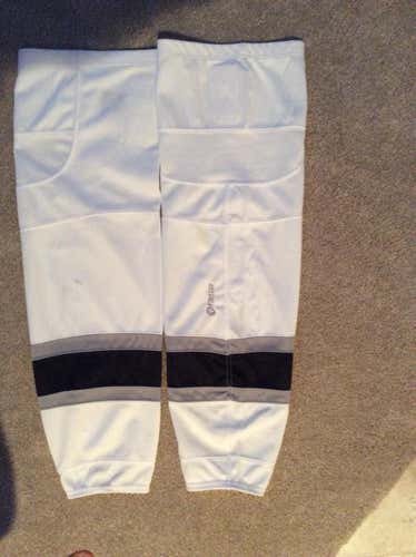New hockey  Socks, LA Kings stadium series Pro, size large 31”