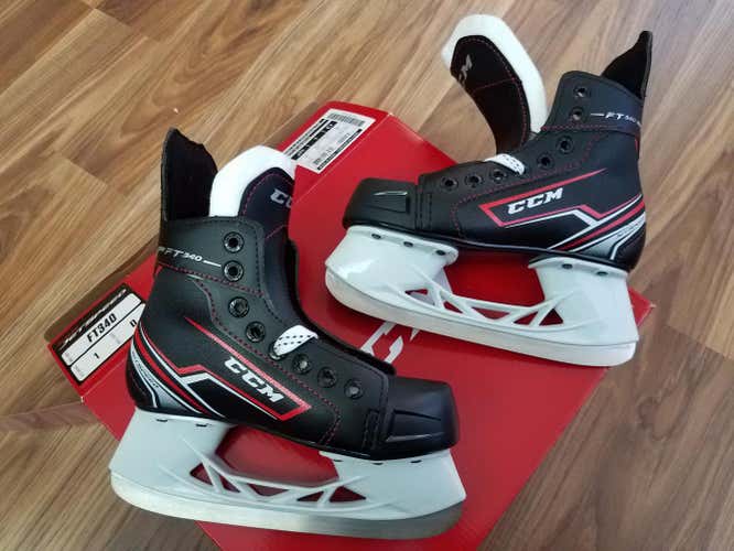 New CCM JetSpeed Skates Junior Size 1