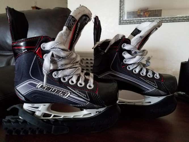 Bauer Skates Youth Size 10.5 EE