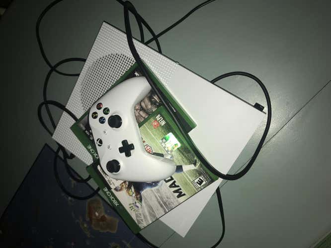 Xbox 1 s