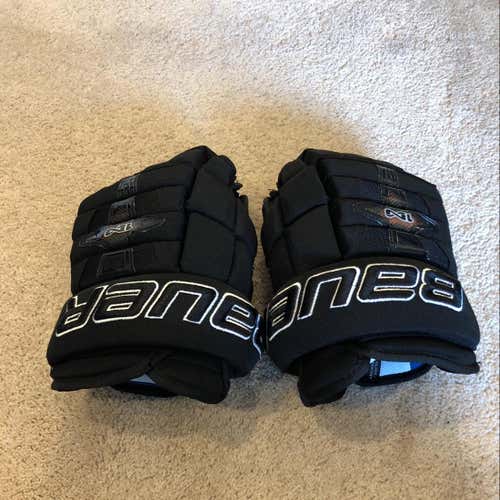 Like New 1N Bauer Gloves 13”