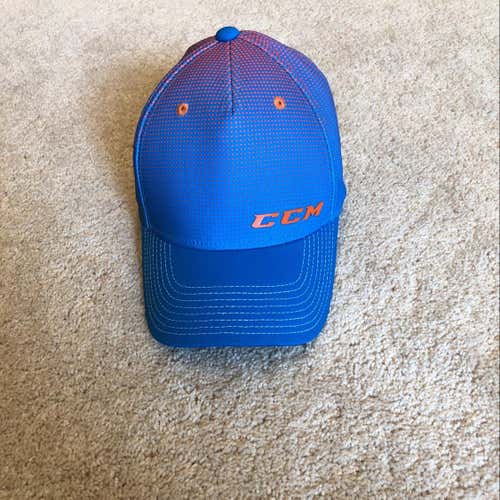 CCM Hat L/XL. Like New