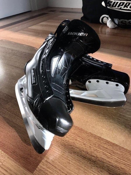 New Bauer Supreme 1S LE Hockey Skates Sr Size 9.5 D