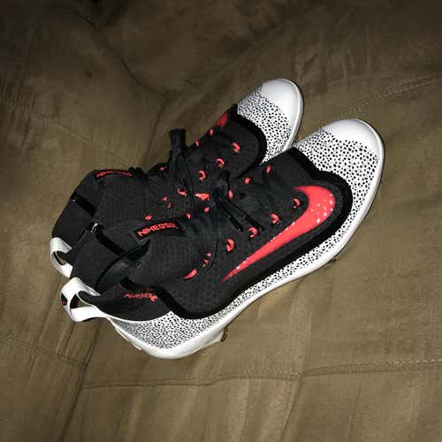 Nike Baseball Cleats