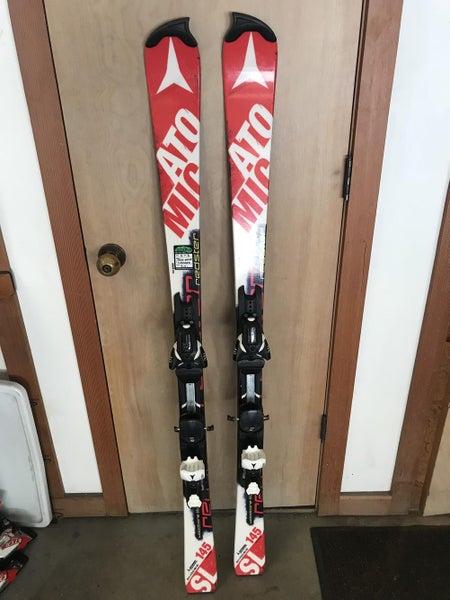 Atomic Redster JR SL 144 with Bindings
