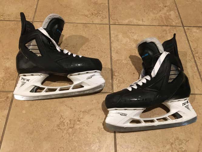 True Skates size 8 VH