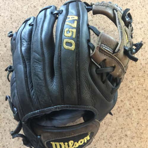 Wilson A750