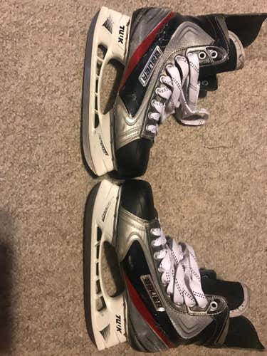 Bauer APX Skates Senior Size 9.5