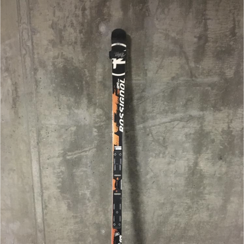 189 GS skis and 150 SL skis