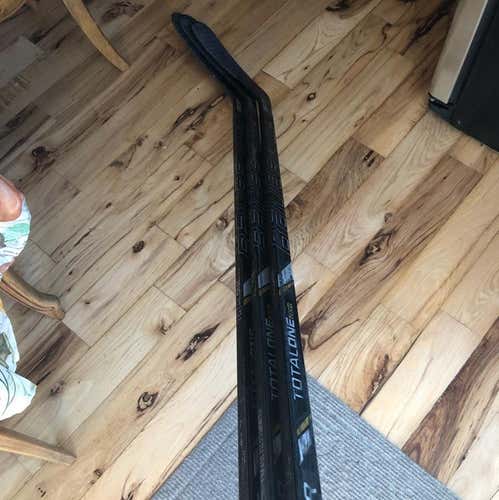 Bauer NXG 2 Piece Sticks