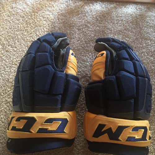 Ccm Roman Josi Prostock Gloves