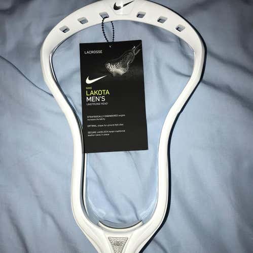 BN Nike Lakota 2 w/ BN White Throne Mesh