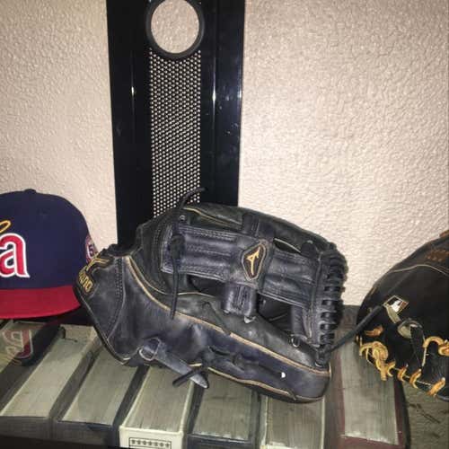 Mizuno Single Post Classic Pro Custom
