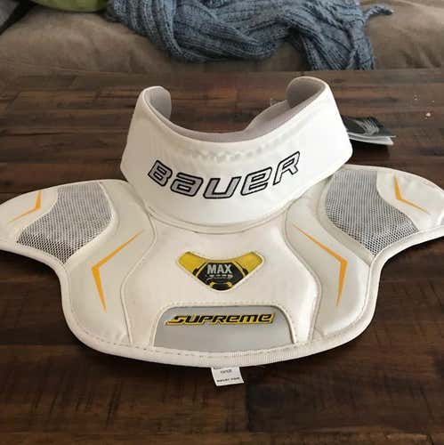Bauer Neck/collar bone Protector. Senior Model