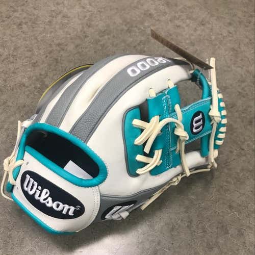 Wilson A2000 11.5” White/Teal Glove