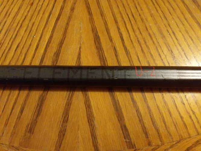 Element u2 dpole