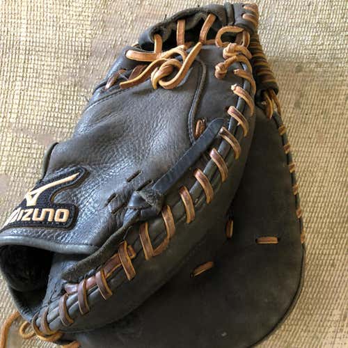 Mizuno MVP GXC54 Catcher’s Mitt (34”)
