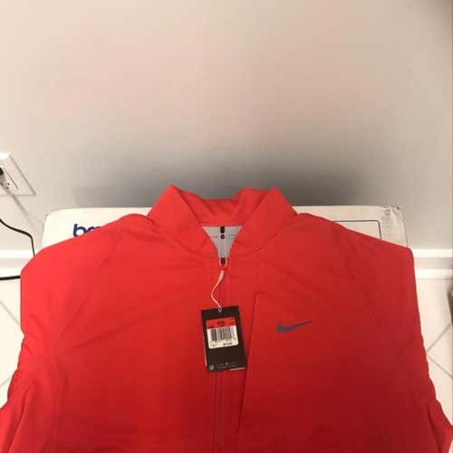 NWT Nike Tiger Woods collection Pullover