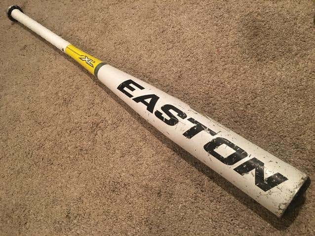 2011 Easton XL3 Baseball Bat ~ 33/30 ~ Hot, Alloy BBCOR ~ New Lizard Skin grip