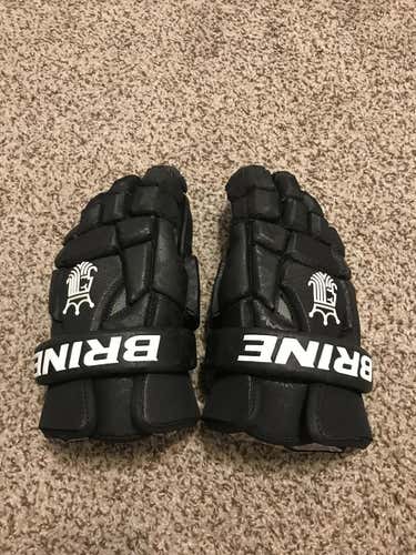 New - Brine King Superlight II Goalie Gloves - Black - 13"