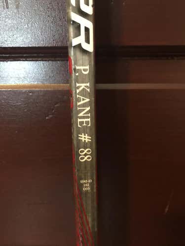 Patrick Kane - Game used Chicago Blackhawks bauer vapor 1x