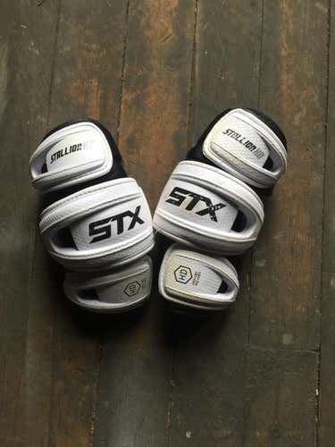 Large STX Stallion HD arm pads
