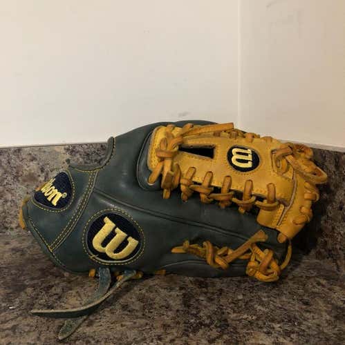 Wilson A2000 Ricky Weeks Model