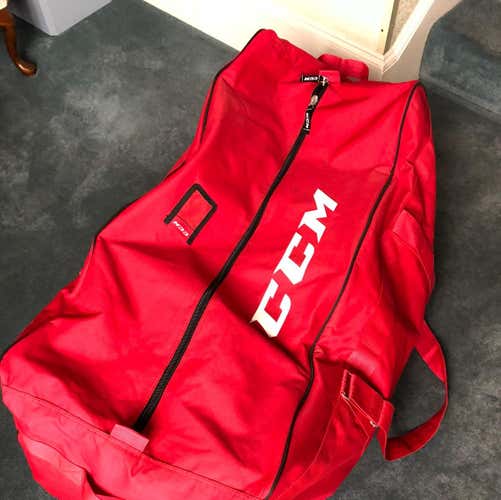 ccm oversized goalie bag