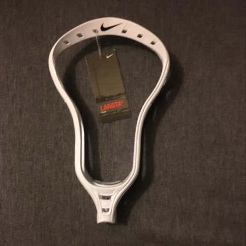Nike Lakota U