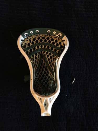 Strung Brine Clutch 2X Head (White and Green)