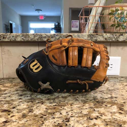 Wilson A2000 First Base