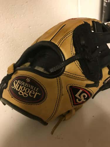 Louisville Slugger Glove