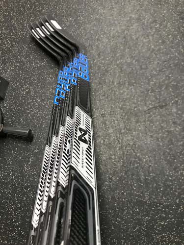 New Bauer Nexus Stick Lefty Mid 76 - 80 Senior