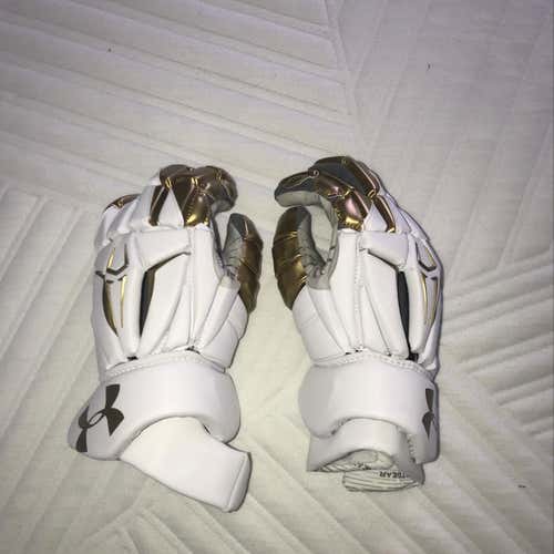 Notre Dame Gloves