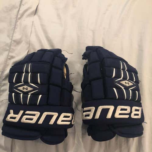 Bauer Nexus 1000 Gloves