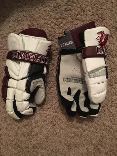 NEW South Carolina Lacrosse Maverik Max Gloves (NEVER WORN)