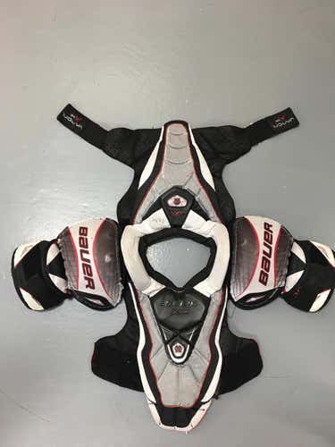 Bauer X60 Shoulder Pads Youth (Small/Medium)