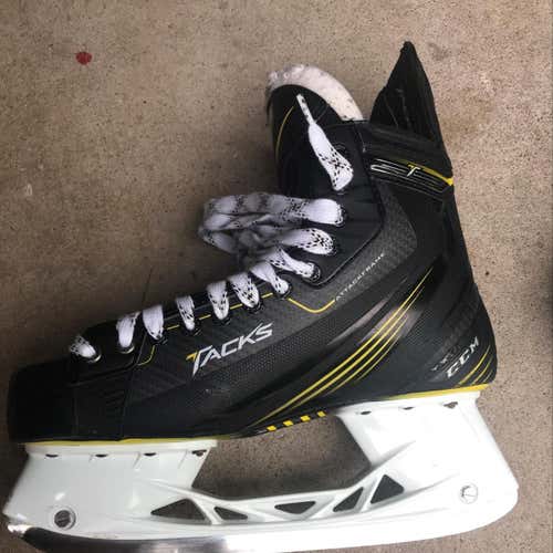 CCM Tacks Hockey Skates