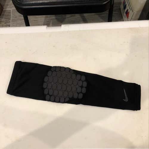 Nike Pro Combat Padded Arm Sleeve
