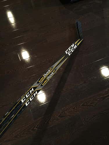 (2 pack) New  CCM SuperTacks 2.0 Pro Stock, LH, P40 Curve, 85 FLEX