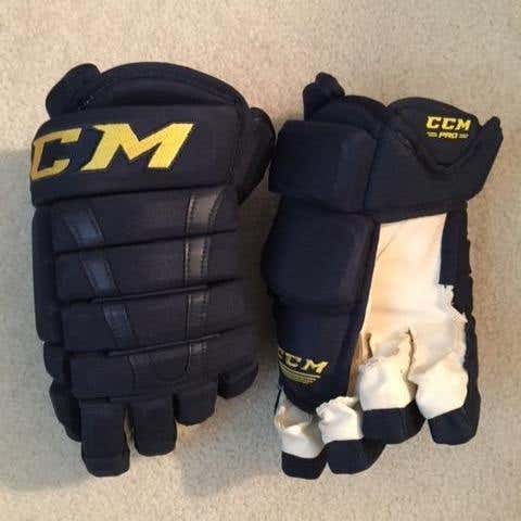 New CCM HG96 St. Louis Blue Gloves Senior 14"