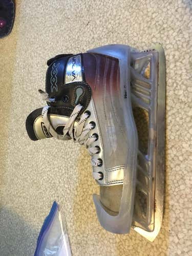 Bauer Vapor xxx Goalie Skates Senior Size 8+ rbk 9k pump