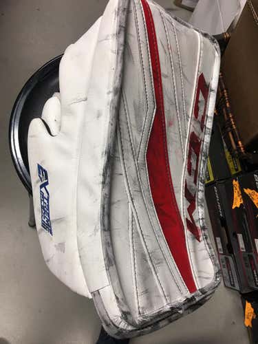 CCM Extreme Flex III Goalie Glove & Blocker Regular Senior