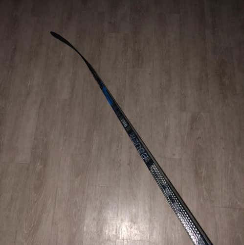 Bauer 1n RH P92 82 Flex - Pro Stock Stick