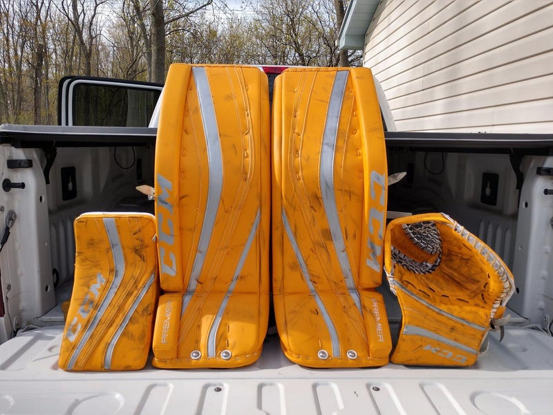 CCM Goalie Equipment (Full Set) Senior