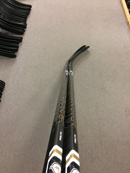 Easton Mako M5 II Grip Composite Stick INTERMEDIATE