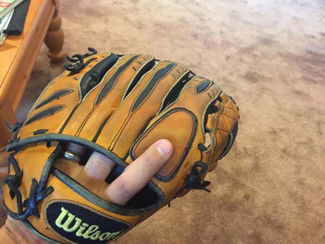 Wilson A3000 ASO model Glove..Rare.