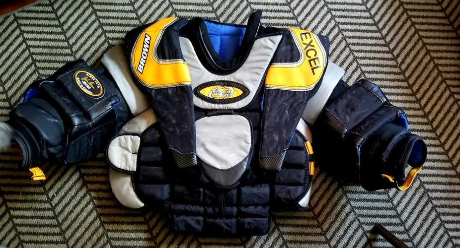 BROWN EXCEL 2300 SENIOR LARGE